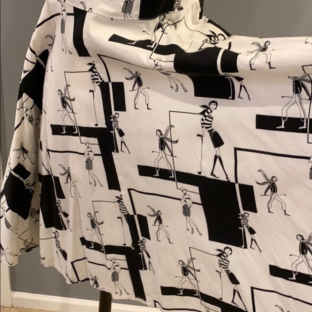 Dress - Picture 2 of 5